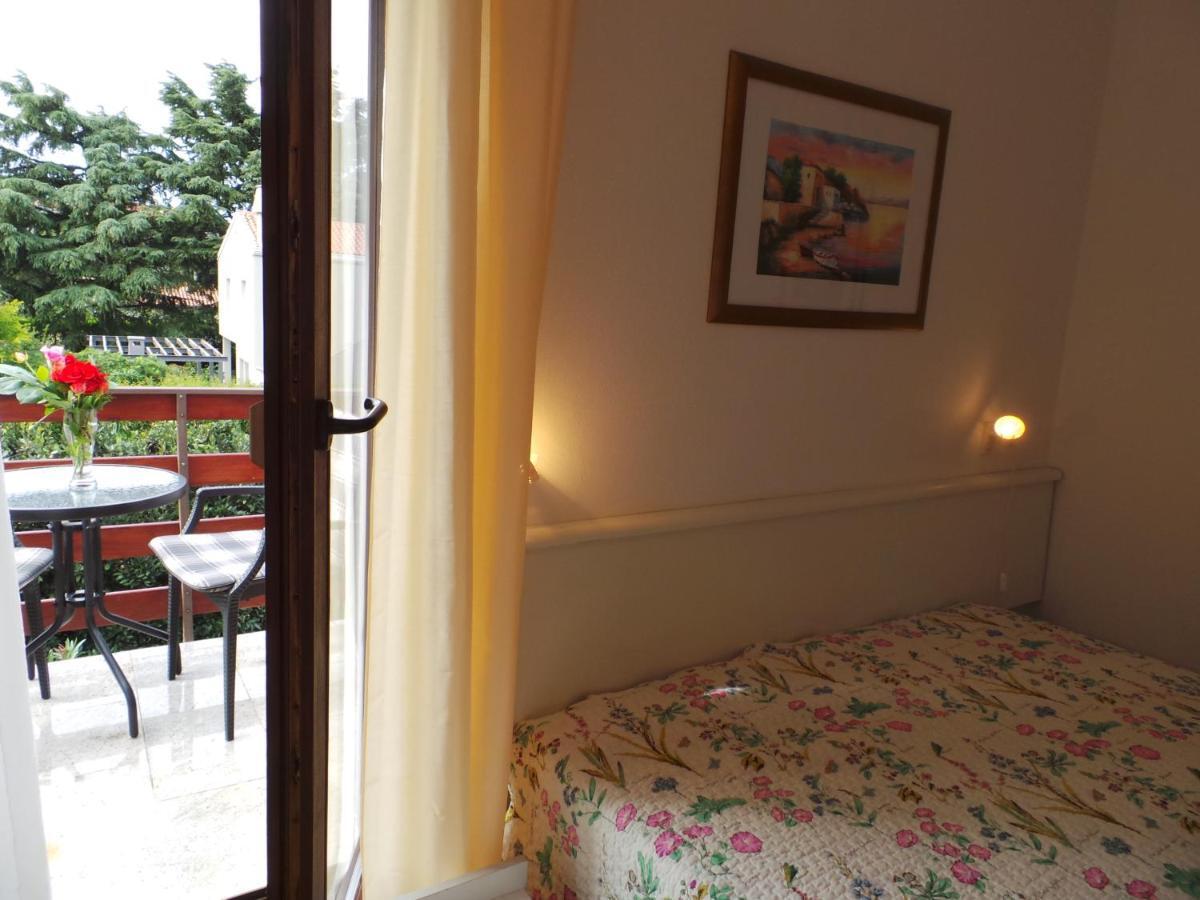 Apartments Barbara โปเรช ภายนอก รูปภาพ